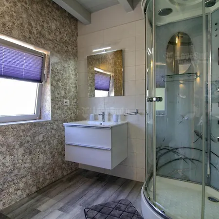 Homestay Exclusive Loft - View Controvento By Lovesud *